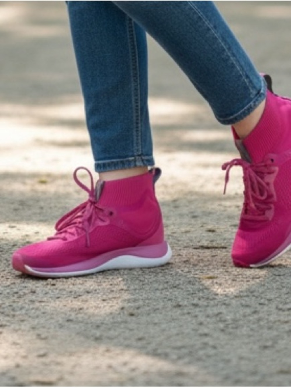 LULULEMON athletica Chargefeel Mid Women's Hot Pink Knit High-Top Work Sneakers